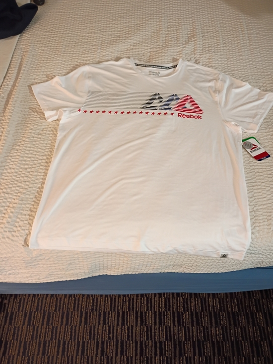Reebok Other - Reebok White Short Sleeve Tee with Red & Navy Graphic
